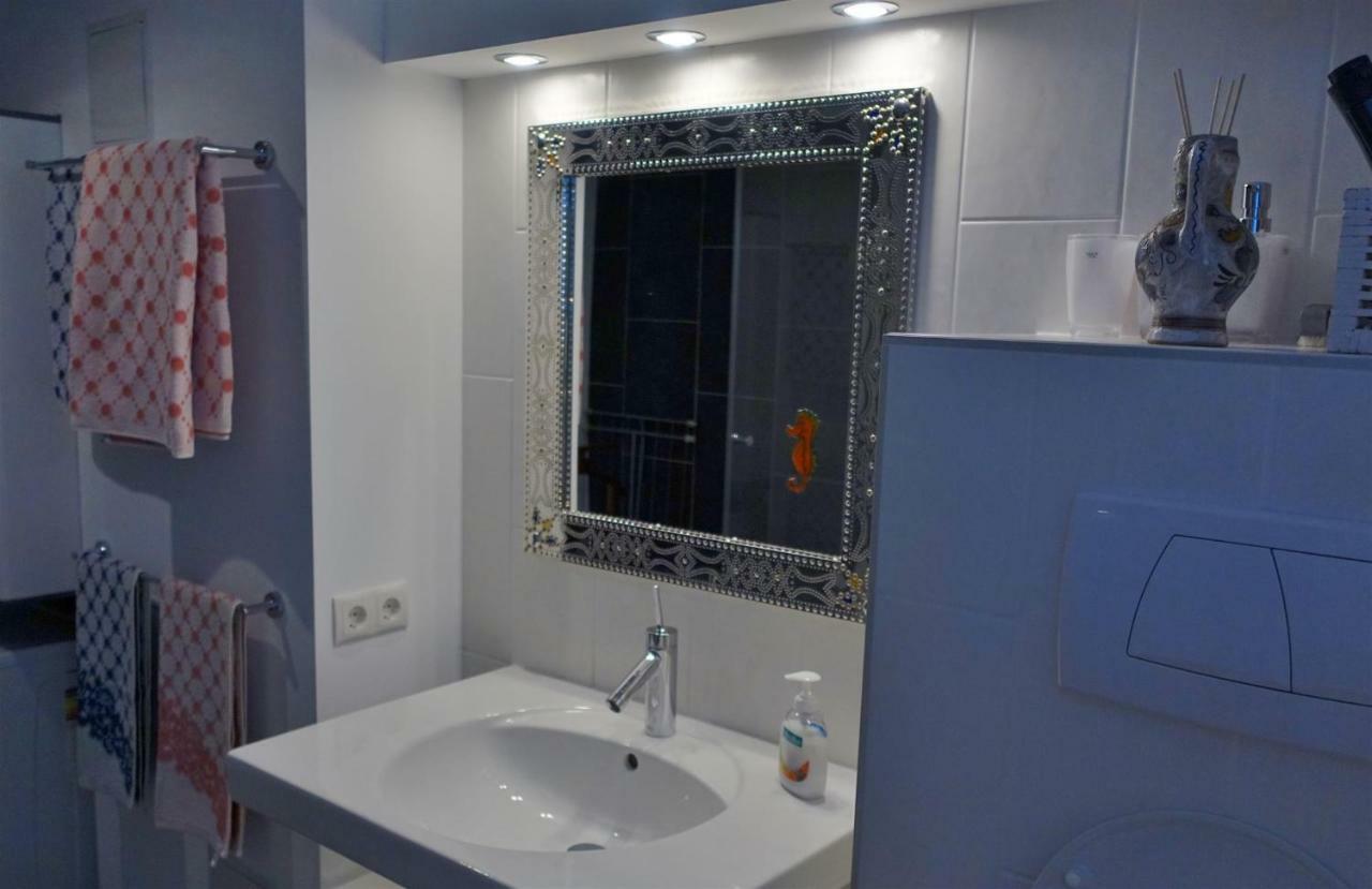 Austria Center - An Der Donau Apartment Vienna