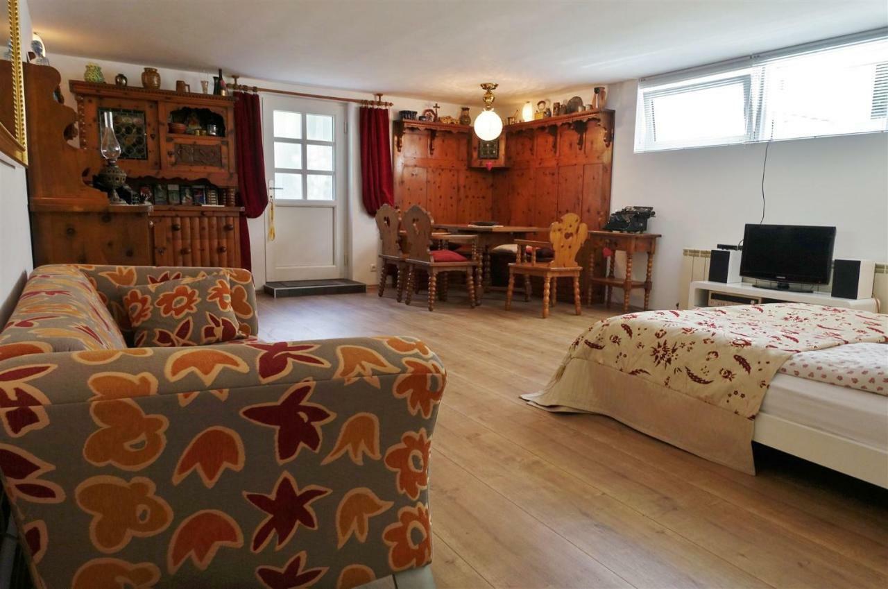 Austria Center - An Der Donau Apartment Vienna
